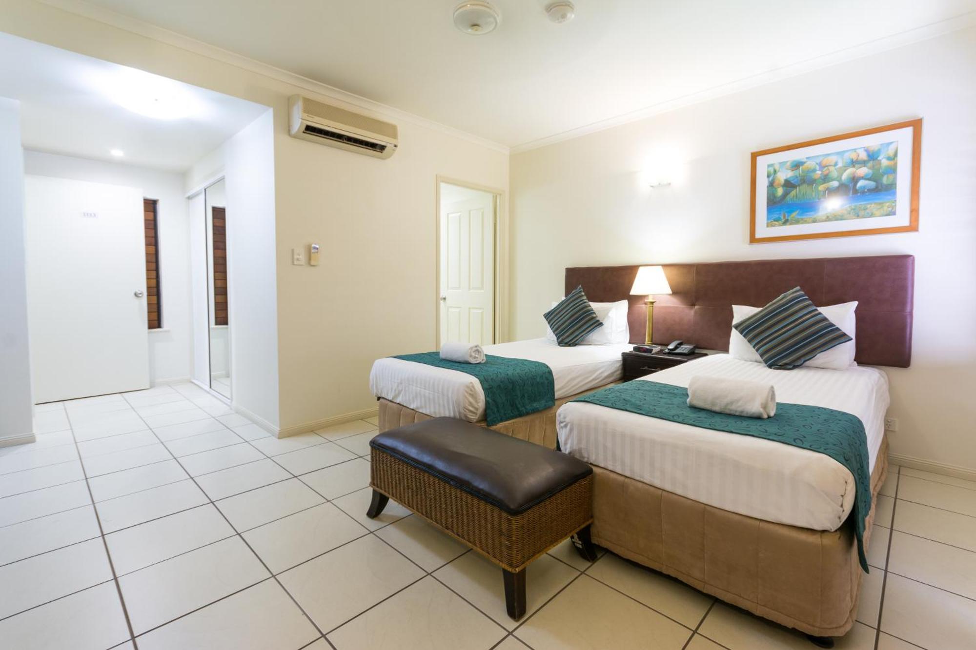 Southern Cross Atrium Apartments Кернс Екстериор снимка