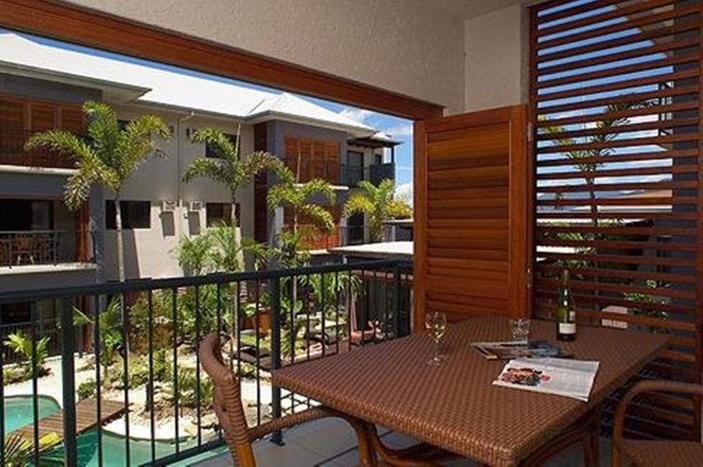 Southern Cross Atrium Apartments Кернс Екстериор снимка